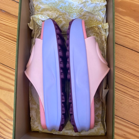 Size 6 pink and purple platform Gucci slides - Picture 1 of 6